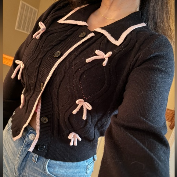 FLaSH SAlE 💕💕💕💕Cute bow cardigan sweater black pink xs small - Picture 4 of 4